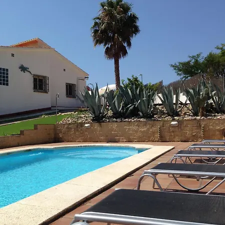 Bright Casa Els Cards Close To Sitges With Air Conditioning *