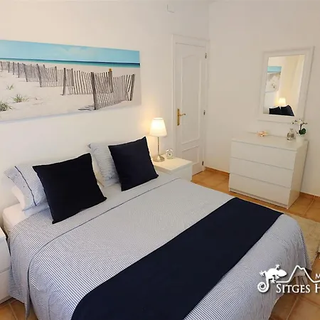 Bright Casa Els Cards Close To Sitges With Air Conditioning