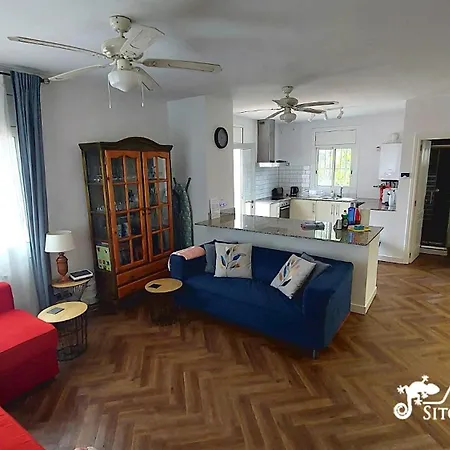 Bright Casa Els Cards Close To Sitges With Air Conditioning Puigmolto
