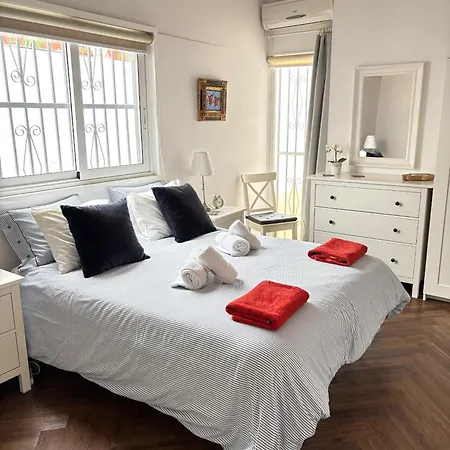 Bright Casa Els Cards Close To Sitges With Air Conditioning Puigmolto